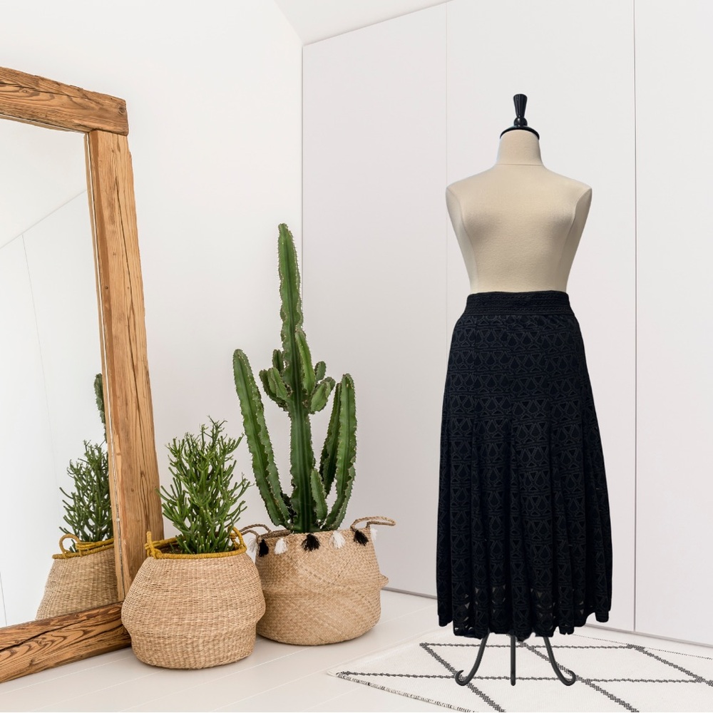 Lapis Pull On Waist Geometric Midi Skirt - Picture 1 of 11
